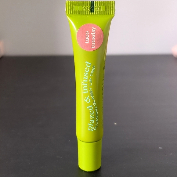 Caliray lip gloss - Picture 2 of 2